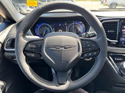 2024 Chrysler Pacifica Touring L Sunroof S package - Photo 11 - St Albert, AB T8N 3Z7