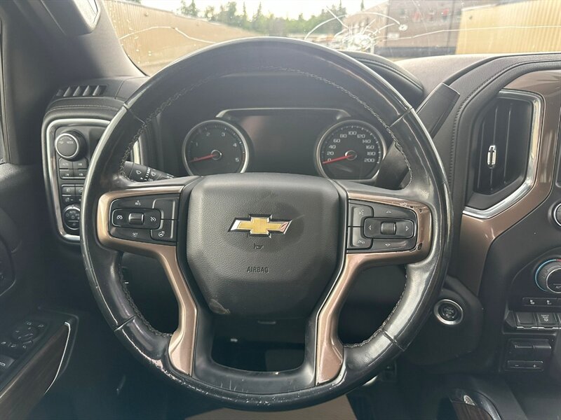 2023 Chevrolet Silverado 3500 High Country Diesel Z-71 4x4 - Photo 12 - St Albert, AB T8N 3Z7