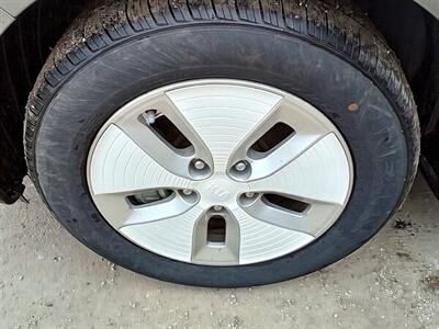 2016 Kia Soul EV-E   - Photo 12 - Acheson, AB T7X 5A3