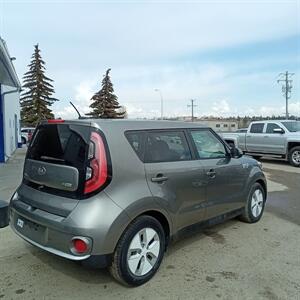 2016 Kia Soul EV-E   - Photo 4 - Acheson, AB T7X 5A3