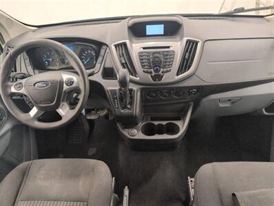 2018 Ford Transit 150 XL Passenger Wagon 10 Passenger   - Photo 4 - Edmonton, AB T5L 2J7