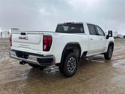2022 GMC Sierra 3500 SLE Diesel  4x4 - Photo 8 - St Albert, AB T8N 3Z7