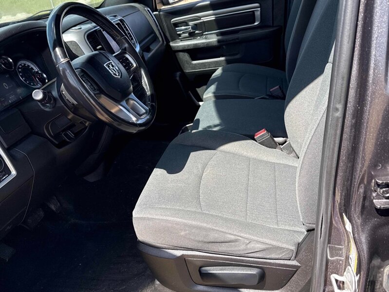 2022 RAM 1500 Classic Warlock 4x4 - Photo 9 - St Albert, AB T8N 3Z7