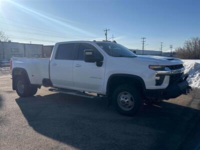 2022 Chevrolet Silverado 3500 HD LT Diesel Dually 4x4 Truck - Photo 2 - Edmonton, AB T5L 2J7