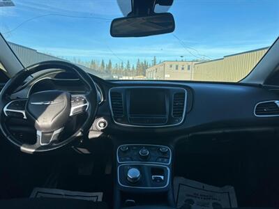 2016 Chrysler 200 Limited Sunroof Nav - Photo 11 - St Albert, AB T8N 3Z7