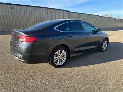2016 Chrysler 200 Limited Sunroof Nav - Photo 8 - St Albert, AB T8N 3Z7
