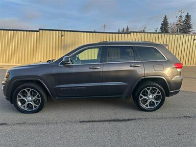 2018 Jeep Grand Cherokee Sterling Edition 5.7L Hemi  4X4 - Photo 2 - St Albert, AB T8N 3Z7