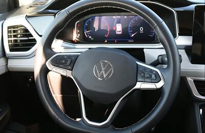 2025 Volkswagen Taos SE 4Motion  AWD - Photo 12 - St Albert, AB T8N 3Z7