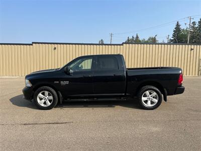 2023 RAM 1500 Classic Express  4x4 - Photo 2 - St Albert, AB T8N 3Z7