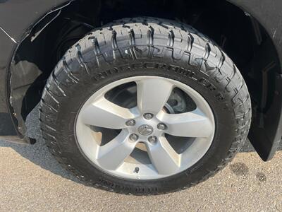 2023 RAM 1500 Classic Express  4x4 - Photo 15 - St Albert, AB T8N 3Z7