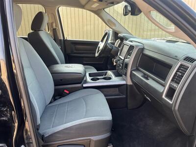 2023 RAM 1500 Classic Express  4x4 - Photo 12 - St Albert, AB T8N 3Z7