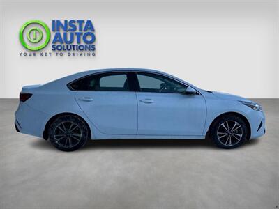 2023 Kia Forte EX   - Photo 7 - St Albert, AB T8N 3Z7