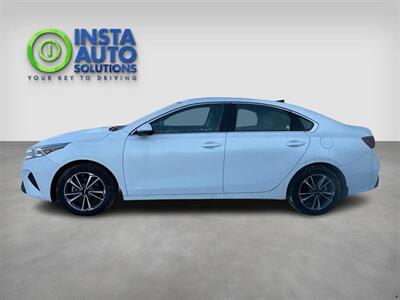 2023 Kia Forte EX   - Photo 3 - St Albert, AB T8N 3Z7