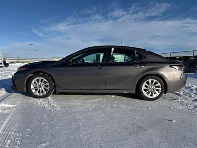 2024 Toyota Camry SE   - Photo 2 - St Albert, AB T8N 3Z7