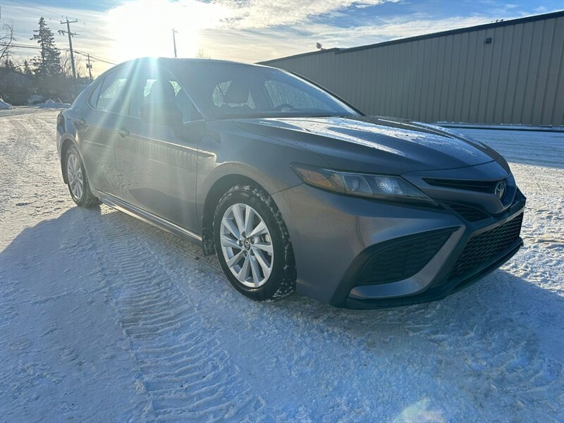 2024 Toyota Camry SE - Photo 2 - St Albert, AB T8N 3Z7