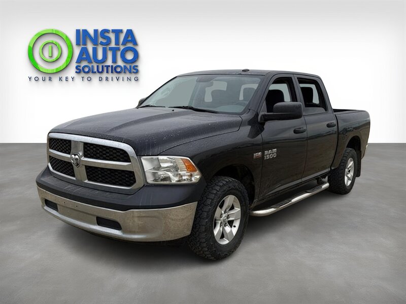 2014 RAM 1500 ST  4X4