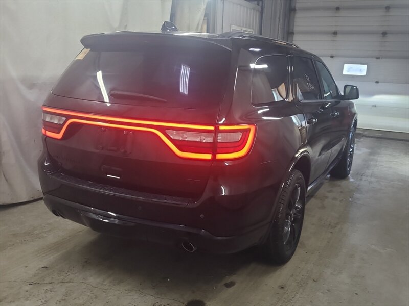 2022 Dodge Durango GT Plus Blacktop Sunroof AWD - Photo 4 - St Albert, AB T8N 3Z7