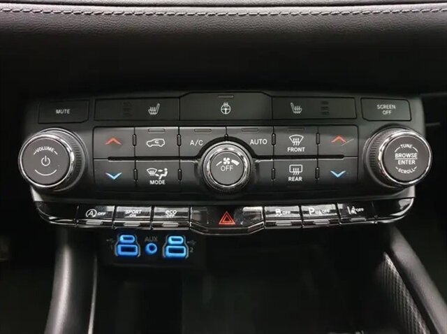 2022 Dodge Durango GT Plus Blacktop Sunroof AWD - Photo 11 - St Albert, AB T8N 3Z7