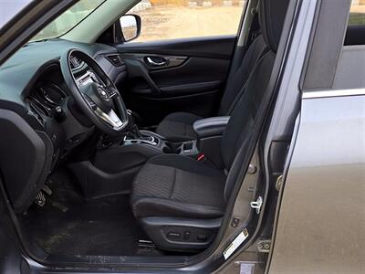 2018 Nissan Rogue SV  AWD - Photo 8 - Edmonton, AB T5L 2J7