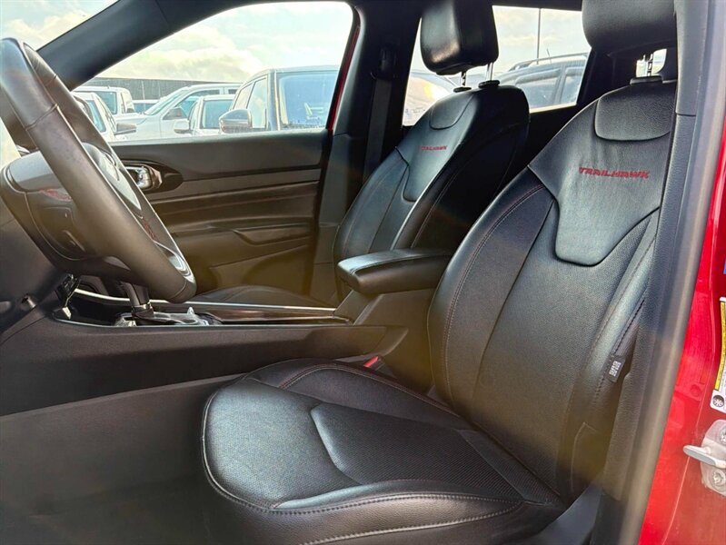 2024 Jeep Compass Trailhawk Elite 4x4 - Photo 10 - Acheson, AB T7X 5A3