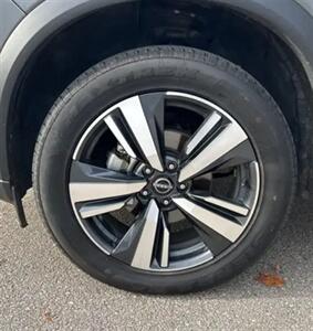 2024 Nissan Rogue SL Premium AWD - Photo 18 - St Albert, AB T8N 3Z7