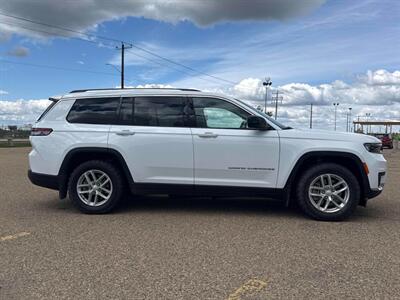 2024 Jeep Grand Cherokee L Laredo 4x4 - Photo 7 - Acheson, AB T7X 5A3