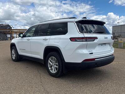 2024 Jeep Grand Cherokee L Laredo 4x4 - Photo 4 - Acheson, AB T7X 5A3