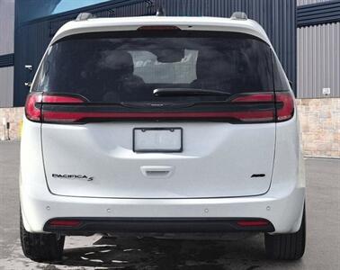 2023 Chrysler Pacifica Touring L Sunroof S package  AWD - Photo 7 - St Albert, AB T8N 3Z7