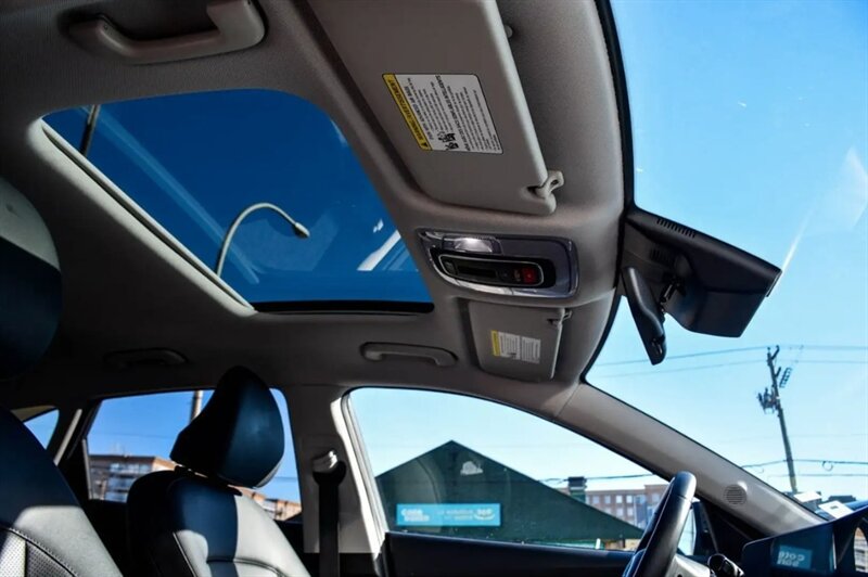 2025 Hyundai KONA Preferred W Trend AWD - Photo 16 - St Albert, AB T8N 3Z7