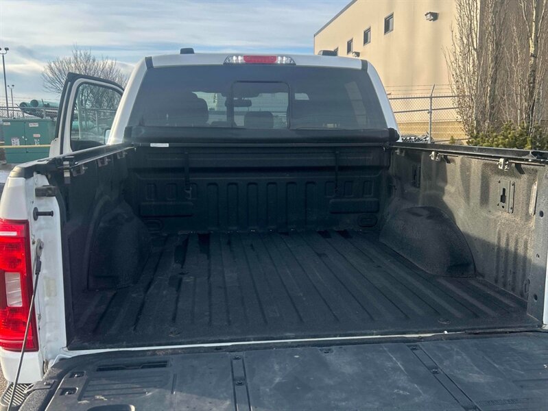 2021 Ford F-150 XLT 4X4 - Photo 10 - Edmonton, AB T5L 2J7