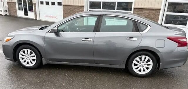 2017 Nissan Altima 2.5 S - Photo 3 - Edmonton, AB T5L 2J7