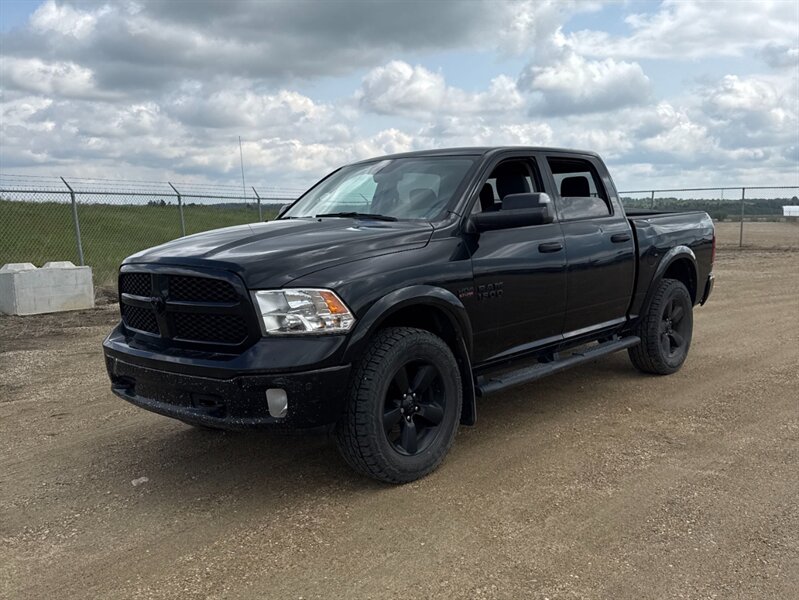 2017 RAM 1500 SLT  Crew Cab 4x4 - Photo 1 - Edmonton, AB T5L 2J7