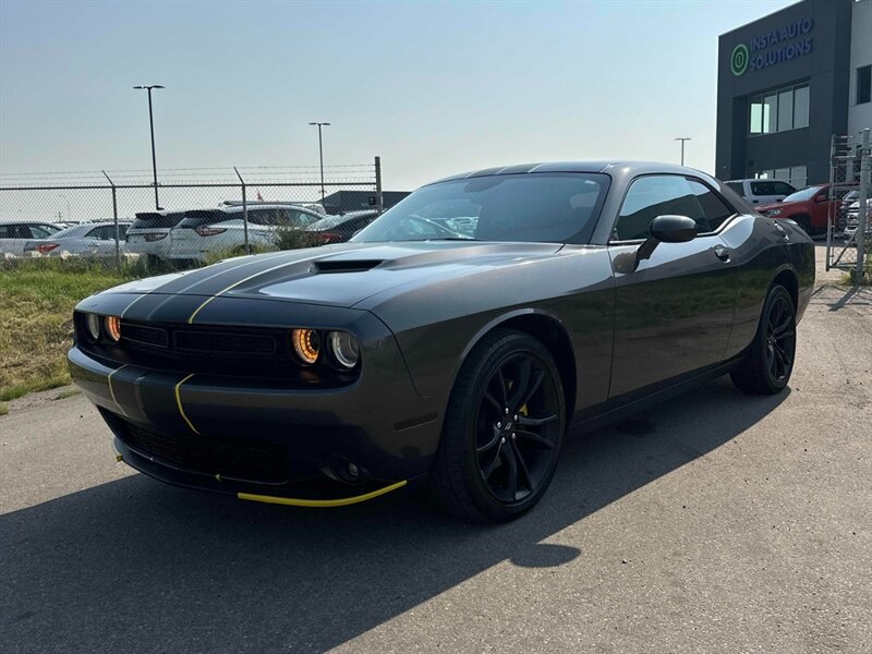 2017 Dodge Challenger SXT Plus  