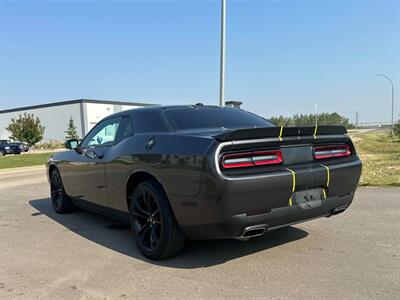 2017 Dodge Challenger SXT Plus - Photo 4 - Edmonton, AB T5L 2J7