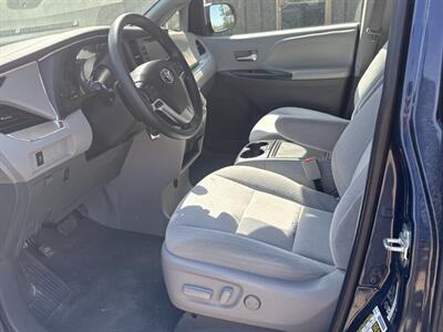2020 Toyota Sienna LE 8-Passenger   - Photo 9 - Acheson, AB T7X 5A3