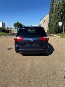 2020 Toyota Sienna LE 8-Passenger - Photo 7 - Acheson, AB T7X 5A3