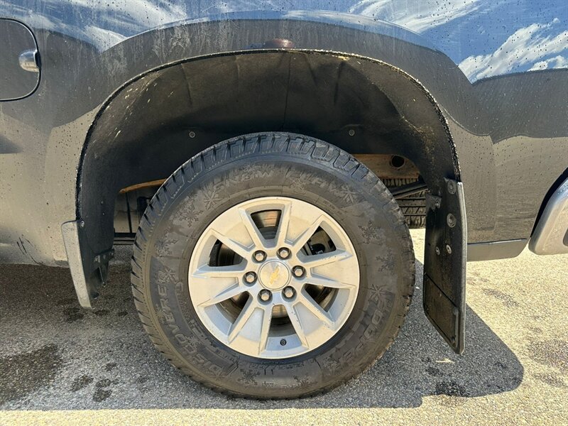 2023 Chevrolet Silverado 1500 LT V8 Crew - Photo 18 - St Albert, AB T8N 3Z7