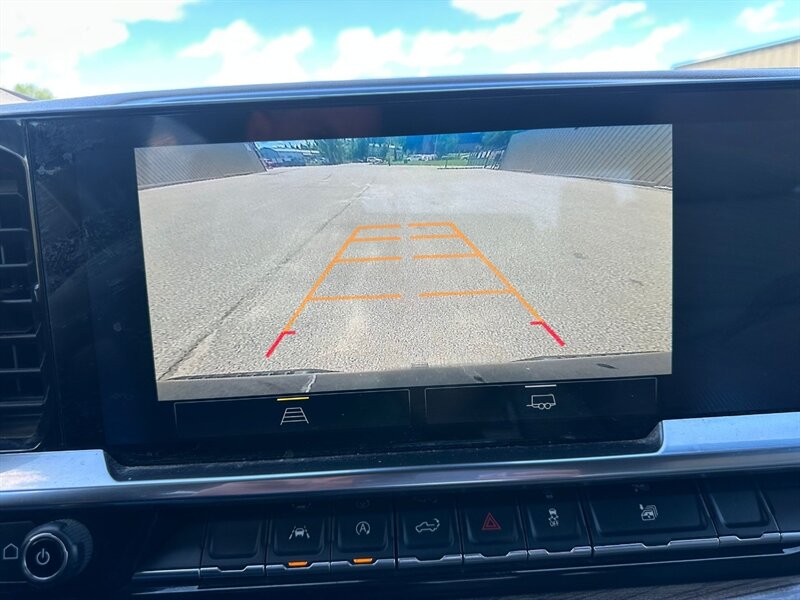 2023 Chevrolet Silverado 1500 LT V8 Crew - Photo 17 - St Albert, AB T8N 3Z7