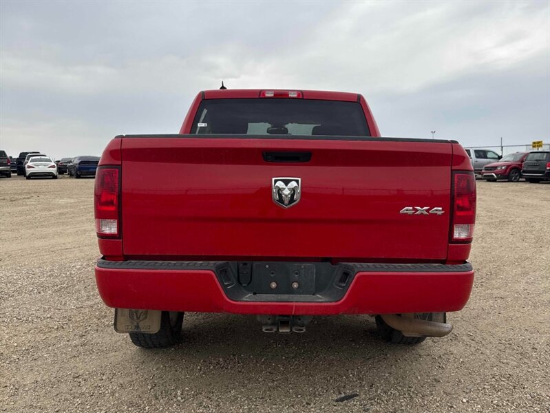 2023 RAM 1500 Classic Express 4x4 - Photo 5 - Acheson, AB T7X 5A3