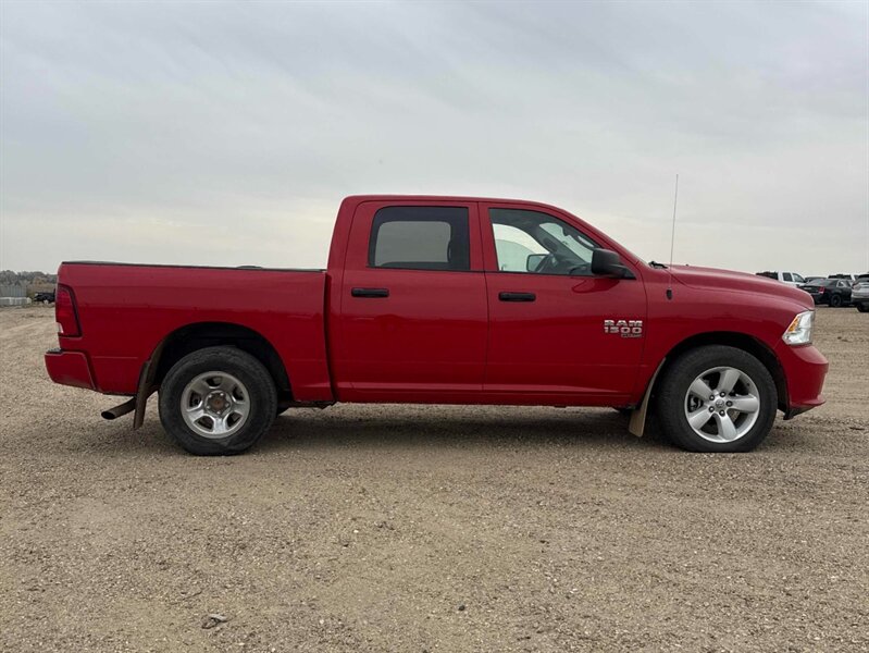 2023 RAM 1500 Classic Express 4x4 - Photo 7 - Acheson, AB T7X 5A3