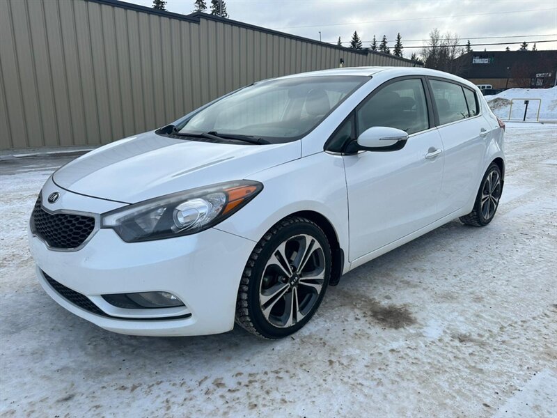 2015 Kia Forte5 EX   - Photo 1 - St Albert, AB T8N 3Z7