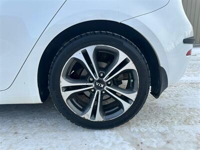 2015 Kia Forte5 EX   - Photo 18 - St Albert, AB T8N 3Z7