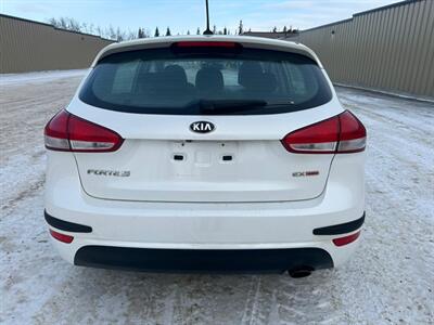 2015 Kia Forte5 EX   - Photo 6 - St Albert, AB T8N 3Z7