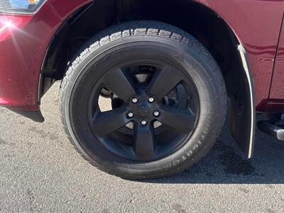 2021 RAM 1500 Classic Express - Photo 14 - St Albert, AB T8N 3Z7