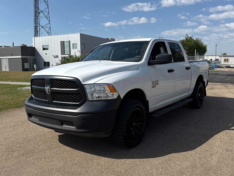 2020 RAM 1500 Classic Tradesman 4x4 - Photo 1 - Edmonton, AB T5L 2J7