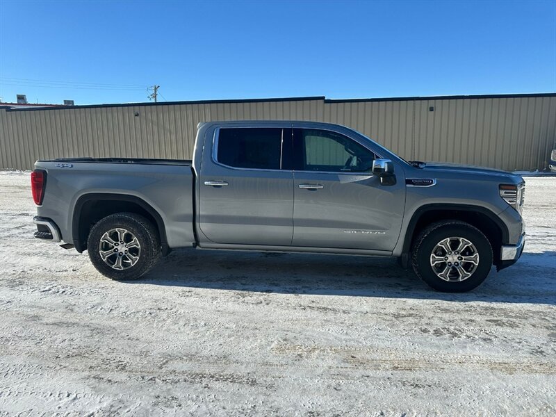 2024 GMC Sierra 1500 SLT 4x4 - Photo 4 - St Albert, AB T8N 3Z7