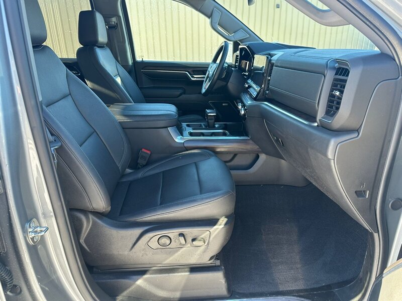 2024 GMC Sierra 1500 SLT 4x4 - Photo 16 - St Albert, AB T8N 3Z7