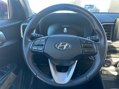 2024 Hyundai VENUE Preferred   - Photo 10 - St Albert, AB T8N 3Z7