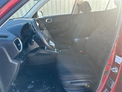 2024 Hyundai VENUE Preferred   - Photo 11 - St Albert, AB T8N 3Z7