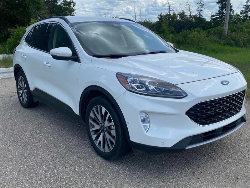 2020 Ford Escape Hybrid Titanium - Photo 3 - Edmonton, AB T5L 2J7